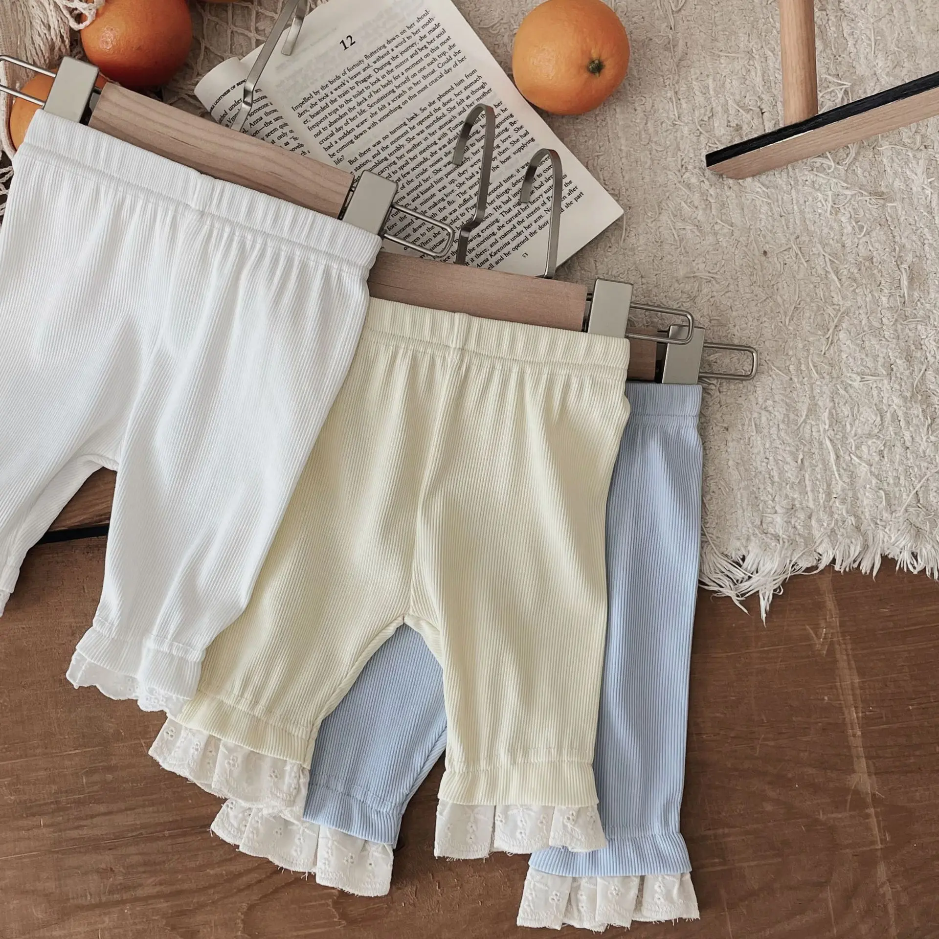 2024 Summer New Baby Girl Cute Lace Shorts Cotton Thin Infant Middle Pants Solid Toddler Girl Ribbed Elastic Leggings 0-24M