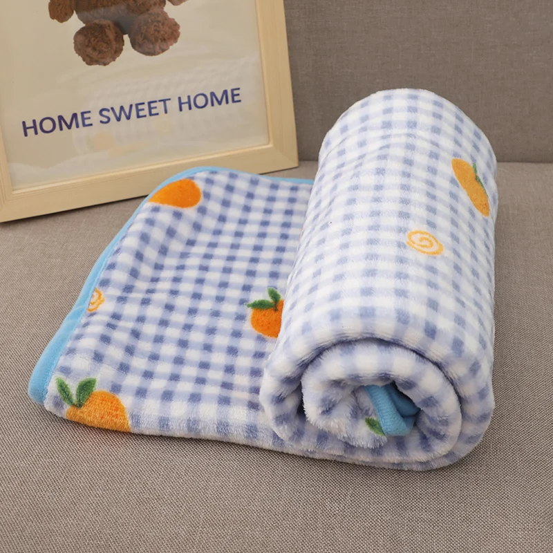 Dog sleeping small quilt, summer, autumn, and winter pet-specific warm blanket view 3