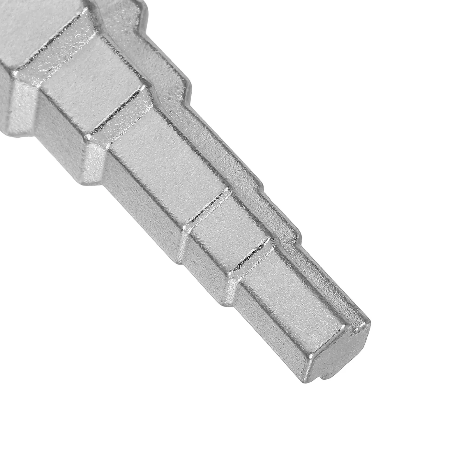 Universal Radiator Valve Ratchet Wrench Metal Stepped Head Design for Core Removal Installation Portable Service Tool