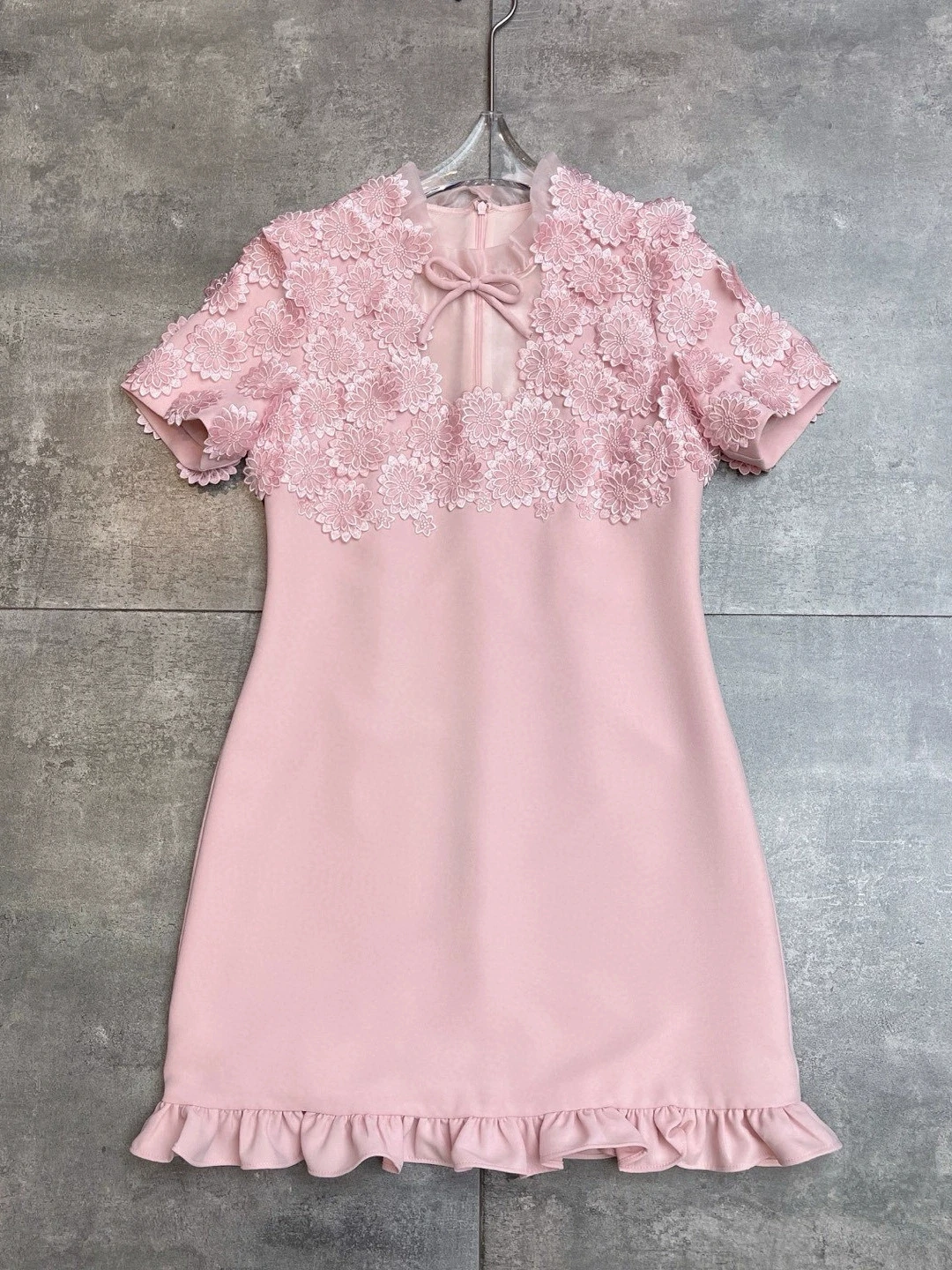 

2025 Spring and Summer New Round Neck Short Sleeve Embroidered Flower Bow Waist Short Skirt Dress-GZXX136