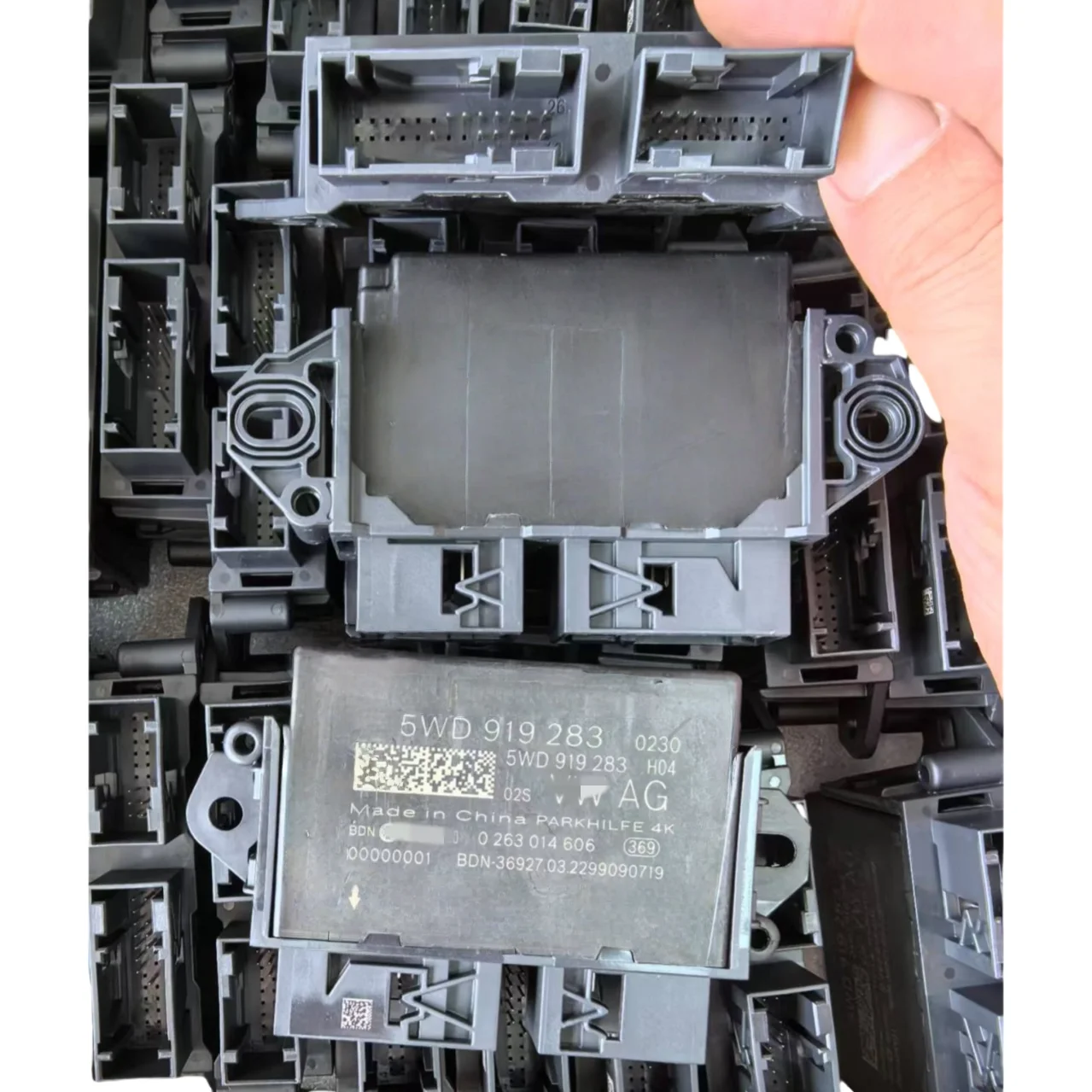 

5WD919283 Модуль управления расстоянием парковки PDC для Volkswagen Audi Skoda 5WD919283