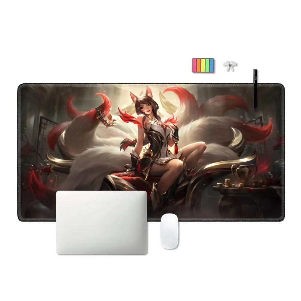 League of Legends LOL Ahri Mousepad antiscivolo Lockedge Office Student Gaming addensato grande cuscino da scrittura