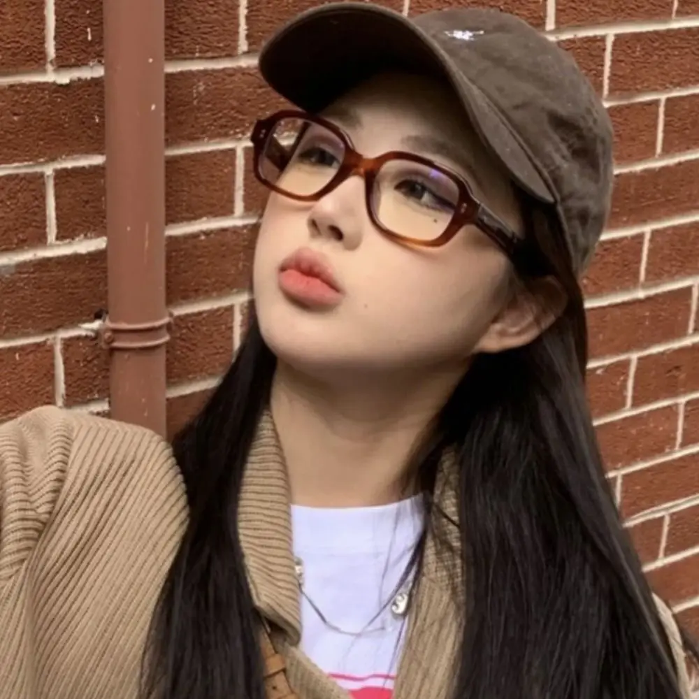 

Retro Blocking Eyewears Blue Light Clear Square Frame Eyeglass Women Men Vintage Decorative Goggles Computer Reading Glasses