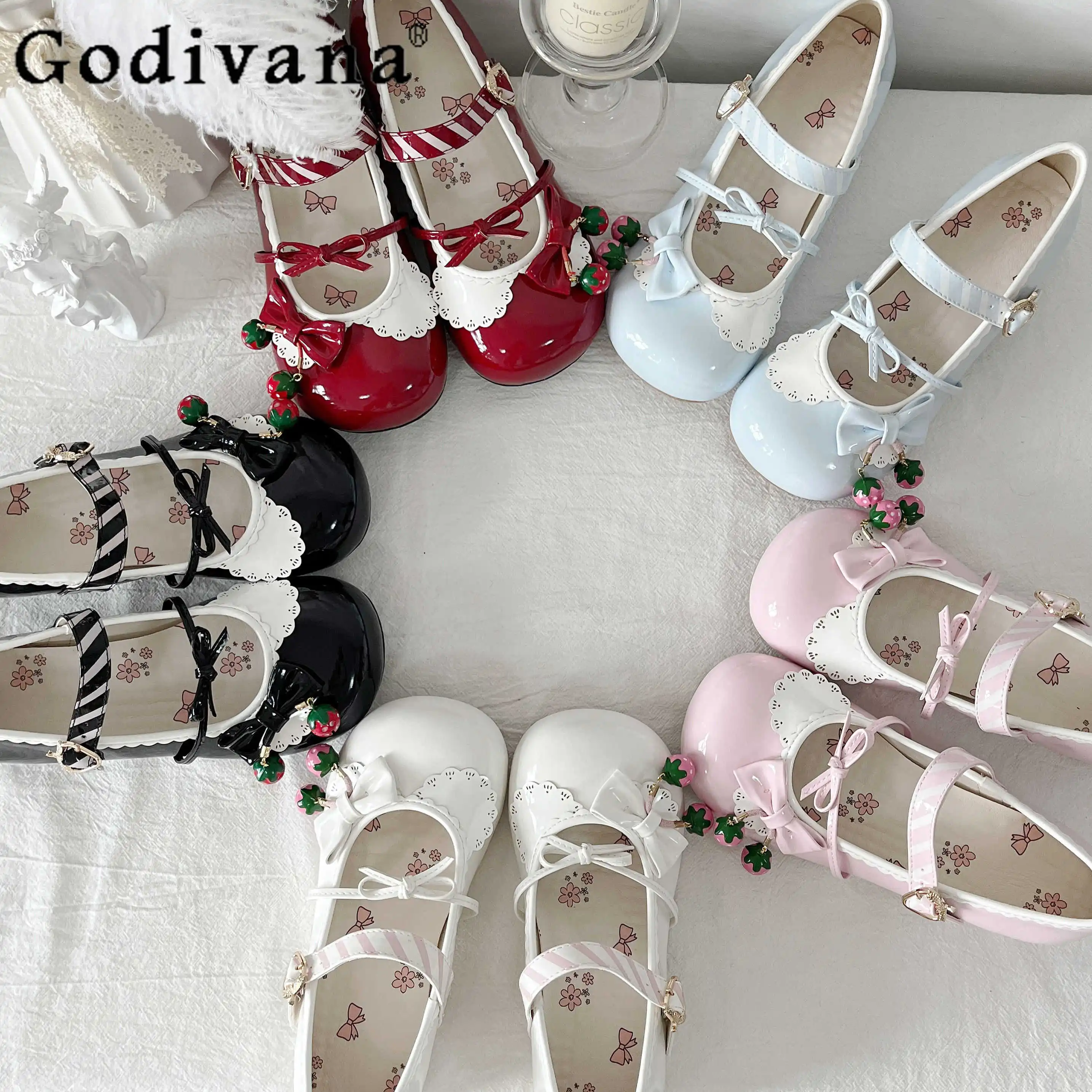 

2025 New Japanese Girl Original Lolita Low-heeled Single Shoes Bow Bell Contrasting Color Round Head Small Leather Shoes Women