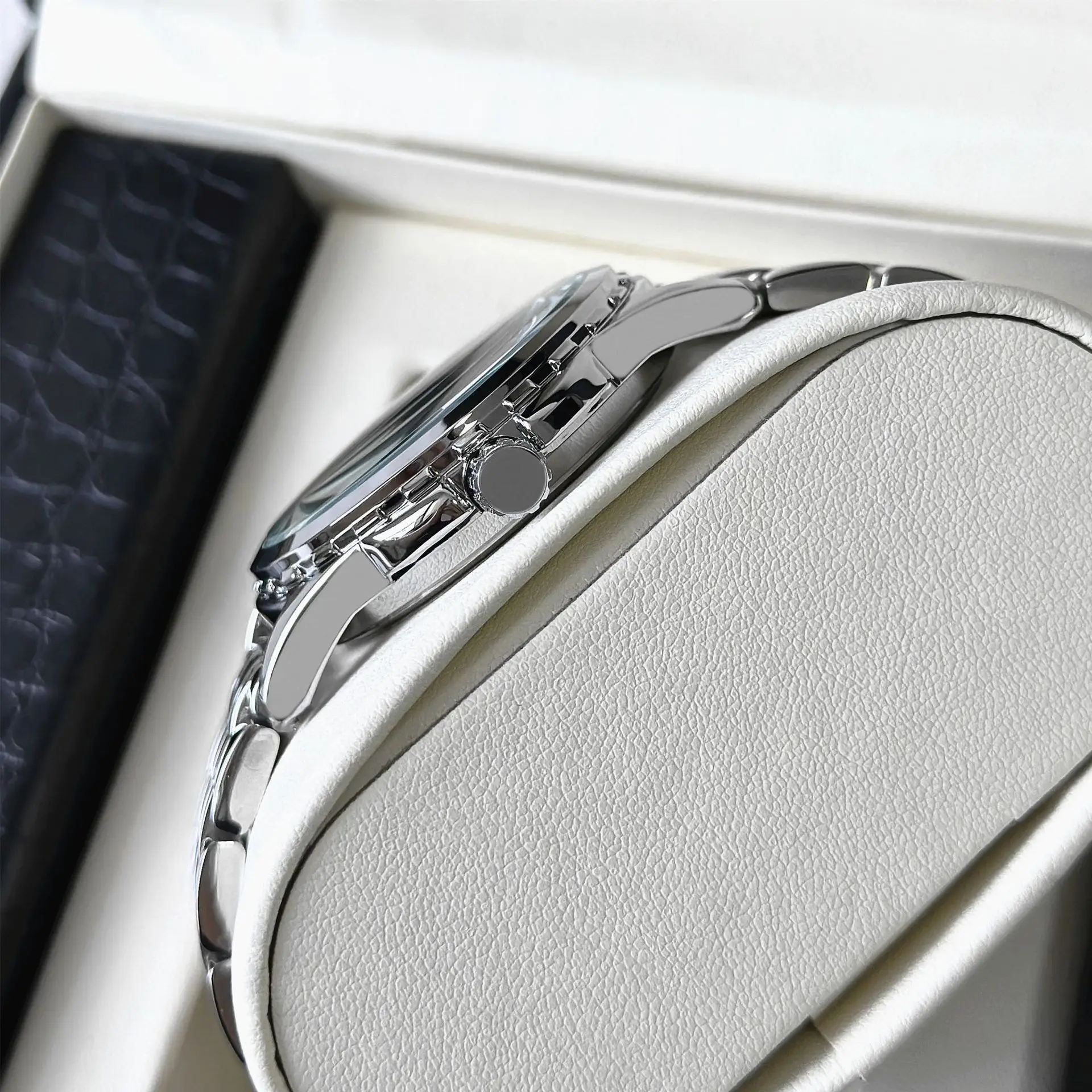 ZH103 Reloj de moda para hombre, calendarios, acero inoxidable resistente al agua, relojes de cuarzo de negocios, relojes de ocio, regalos, relojes para hombre