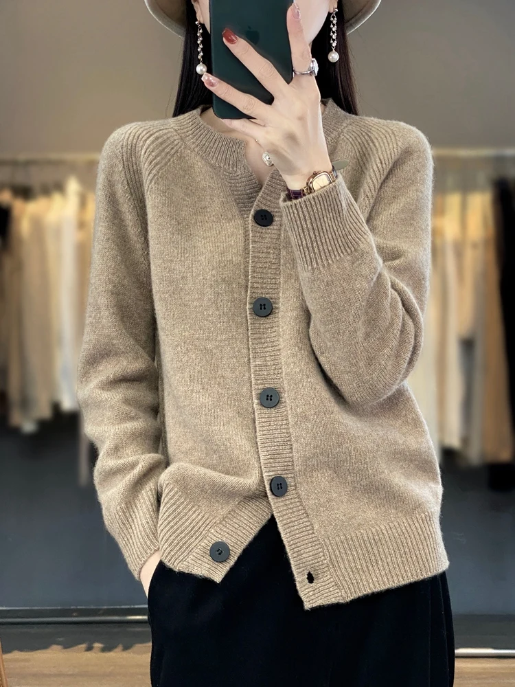 Women100% Merino Wool Cardigan Long Sleeved Seamless Cashmere Knitted Cardigan Loose Fashionable Sweater Tops New Spring Autumn