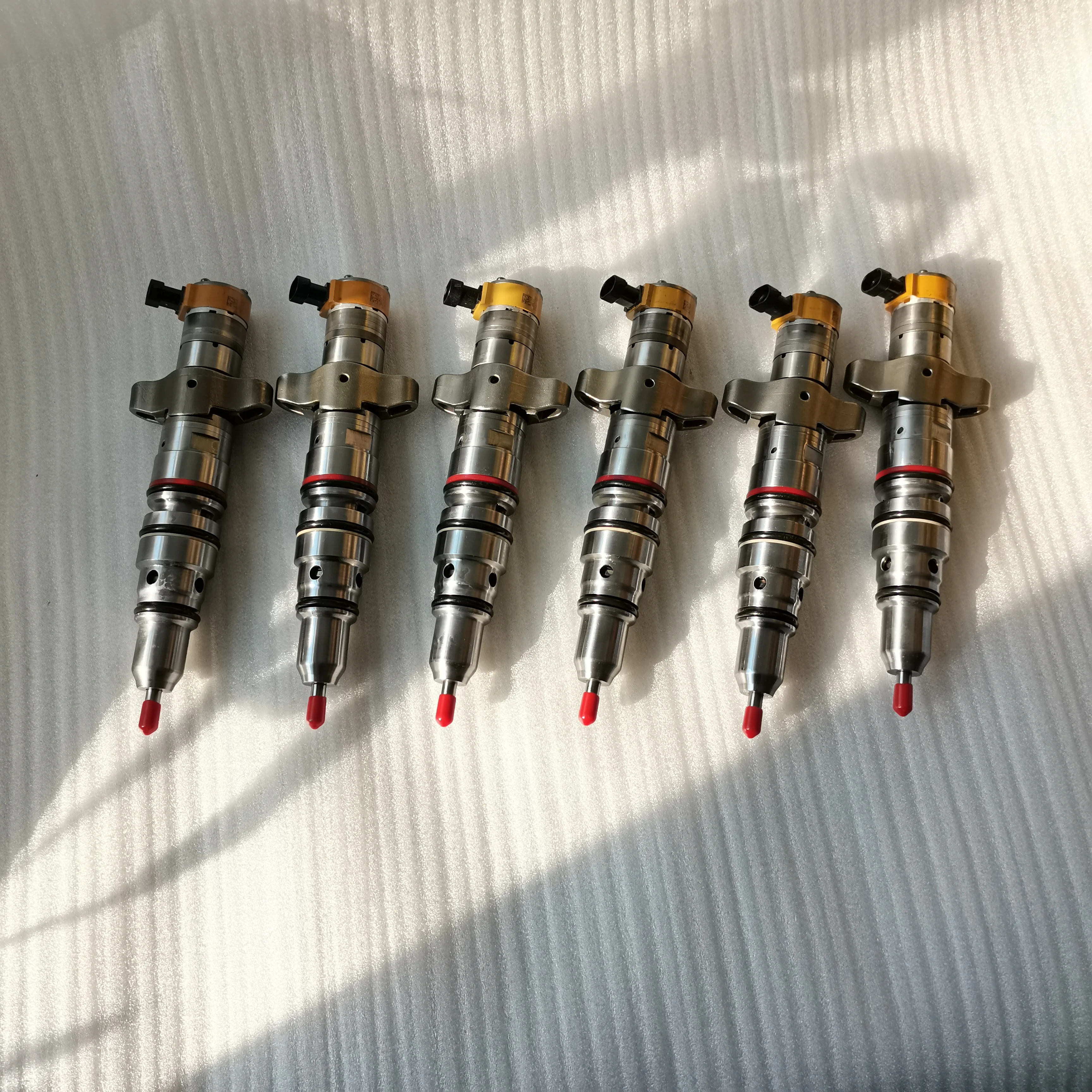 高品質 10R-3147 燃料インジェクター 10R3147 コモンレールノズル C11 C13 建設機械高品質製品