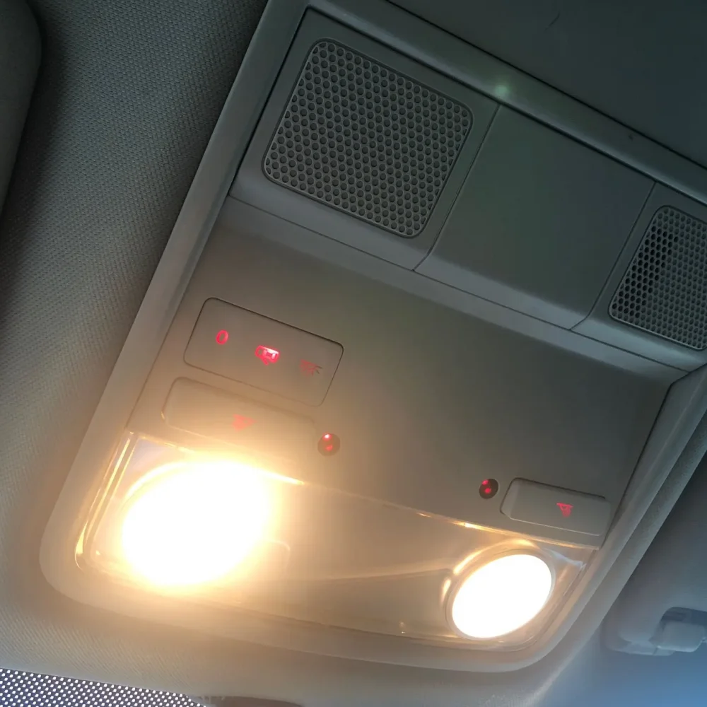 Car Interior Lighting Reading Lights For Sagitar Magotan Golf 6 Mk6 Jetta Mk5 Passat B6 1KD947105B Replacement Parts Accessories