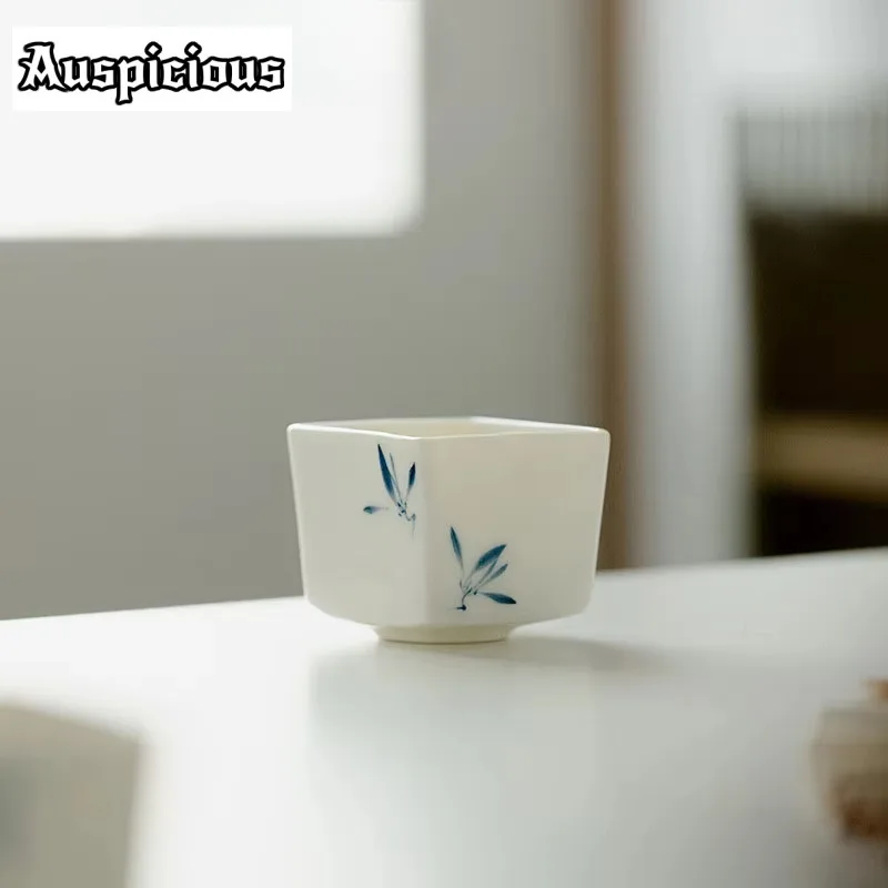 

2pc/Set Hand-painted Butterfly Orchid Ceramic Tea Cup White Porcelain Quartet Master Cup Petal Cup Tea Bowl Kung Fu Tea Set 50ml