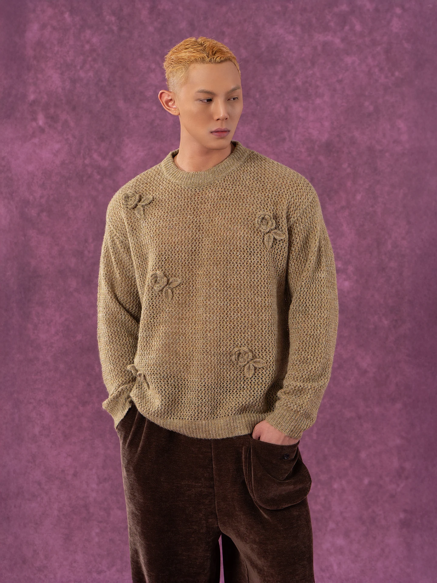 2025 Men and Women Autumn New Long Sleeve Loose Comfort Sweaters Fashion Retro Pullovers Solid Color 3D Crochet Knitted Sweaters