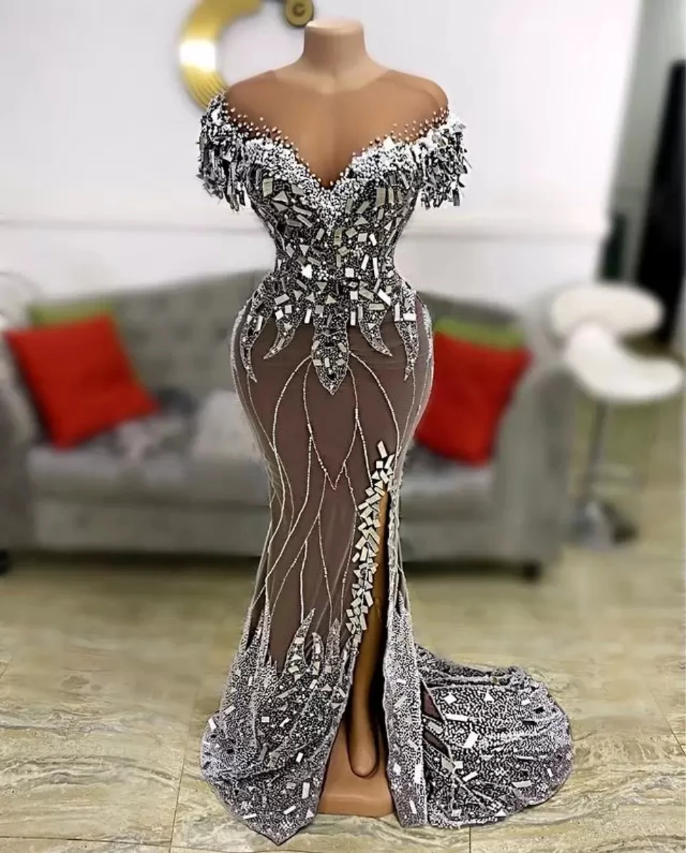 

2023 Sleeveless Slit Evening Dress Luxurious Elegant Crystal Sequin Beads Beading Prom Ball Gown Lace Jewel Neck Party Dresses