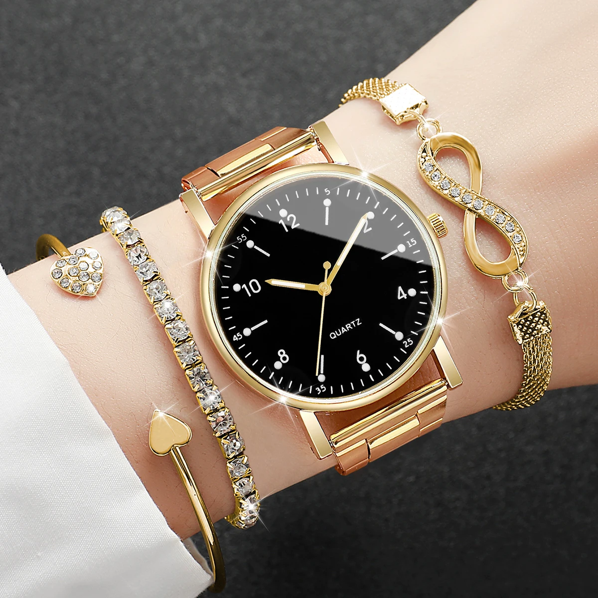 4PCS/Set Fashion Arabic Dial Women Quartz Watch Alloy Band Ladies Wristwatch Rhinestone Bracelets Set Reloj Mujer（Without Box）