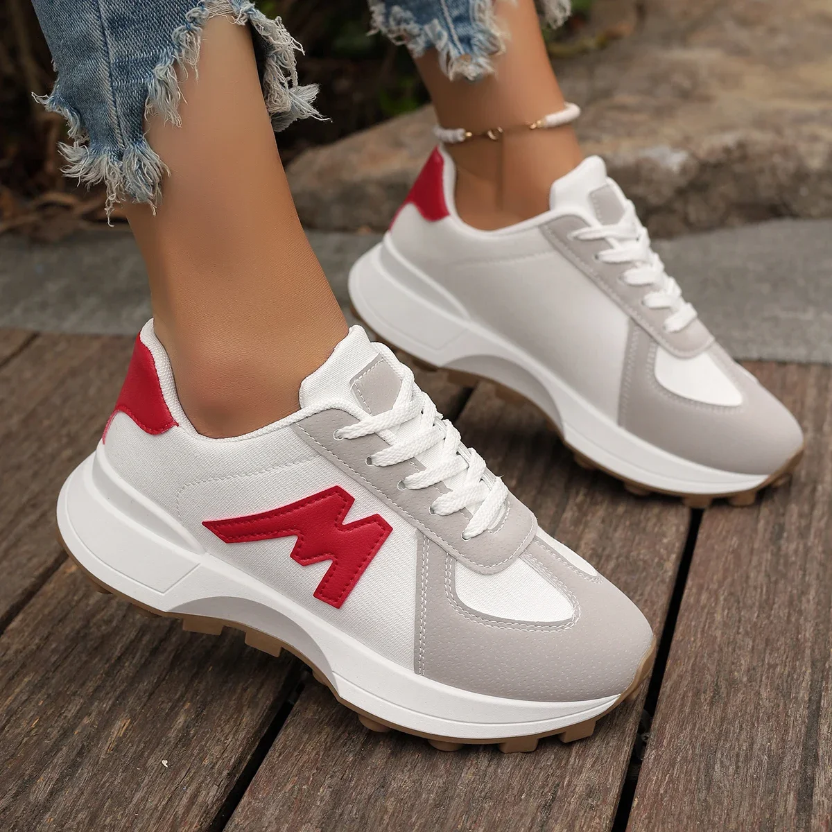 2024 New Sneakers Women Casual Walking Shoes Summer Lace Up Leather High Quality Sneakers Fashion Sneakers Zapatos De Mujer