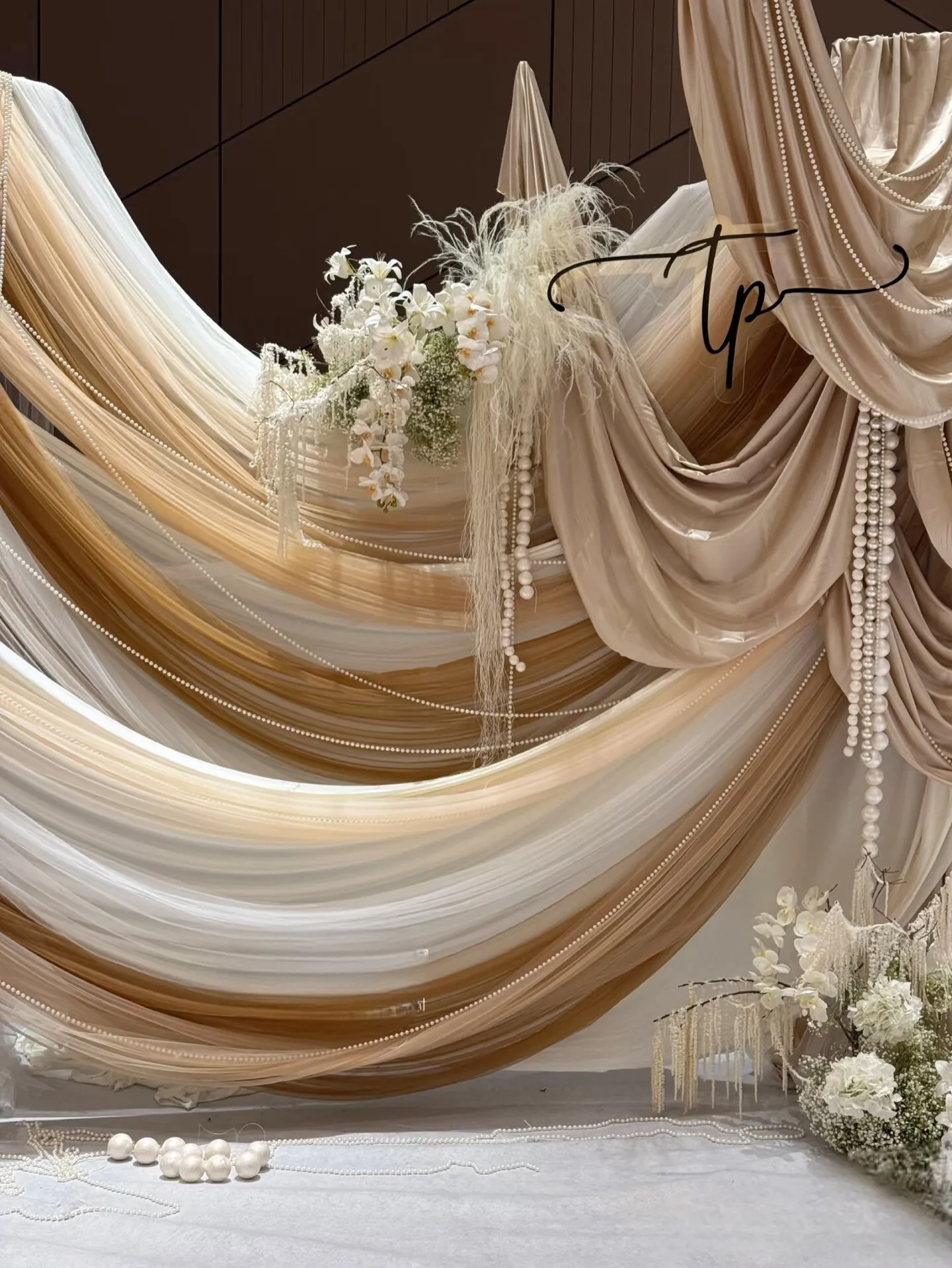 Khaki Maillard Beige Draping Fabric for Wedding Background Sheer Curtain Decorative Mesh Soft Ceremony Layout Fabric