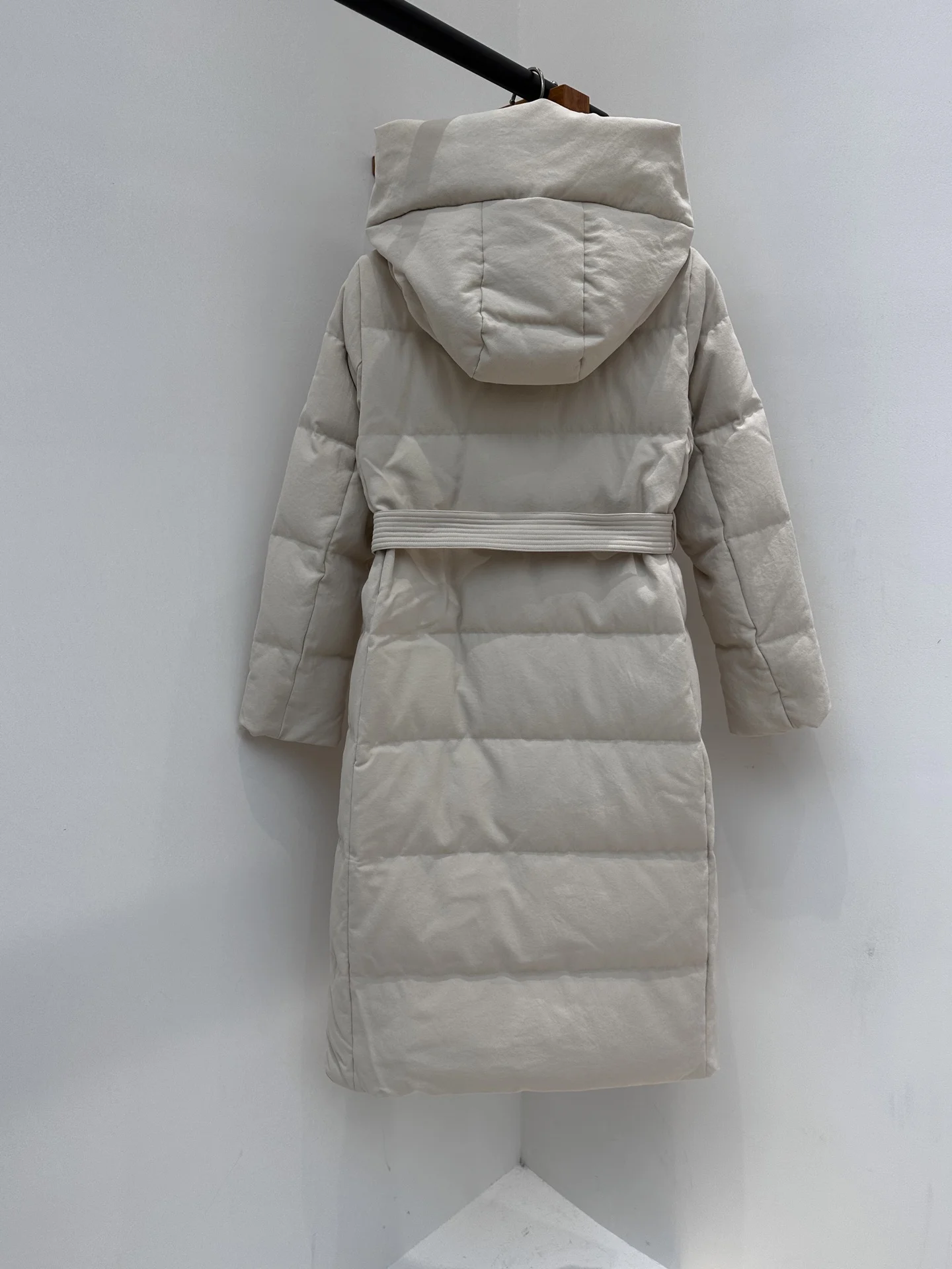 Lang donsjack met capuchon, eenvoudig en veelzijdig, warm in de winter. Ganzendons gevuld dames donsjack 2025, winter nieuwe stijl