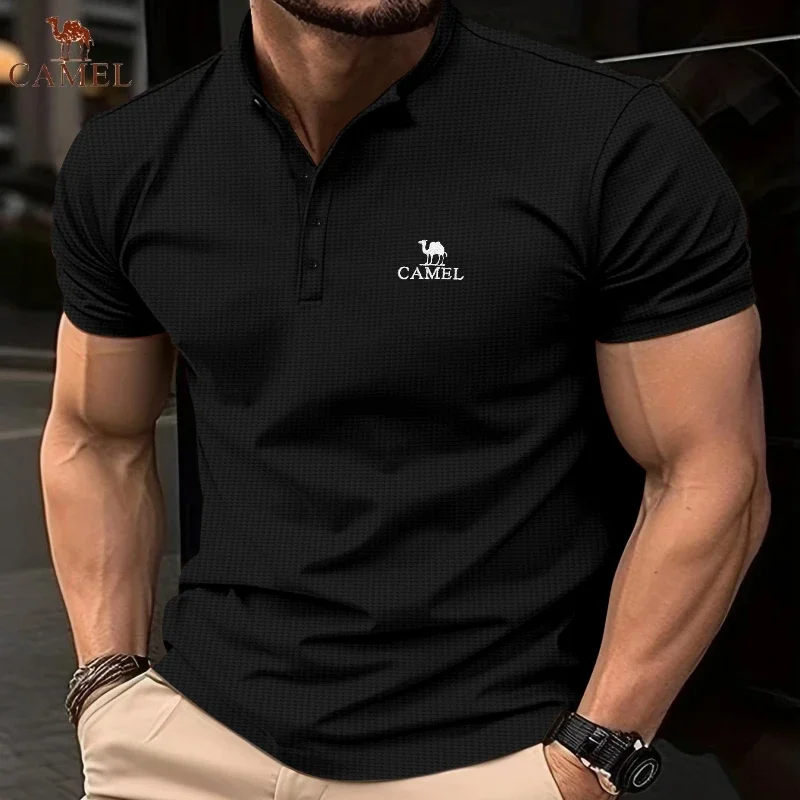 High End Embroidered CAMEL Stand Up Collar Waffle Polo Shirt Summer Men\'s Fashionable Casual Henry Short Sleeved T-shirt Top