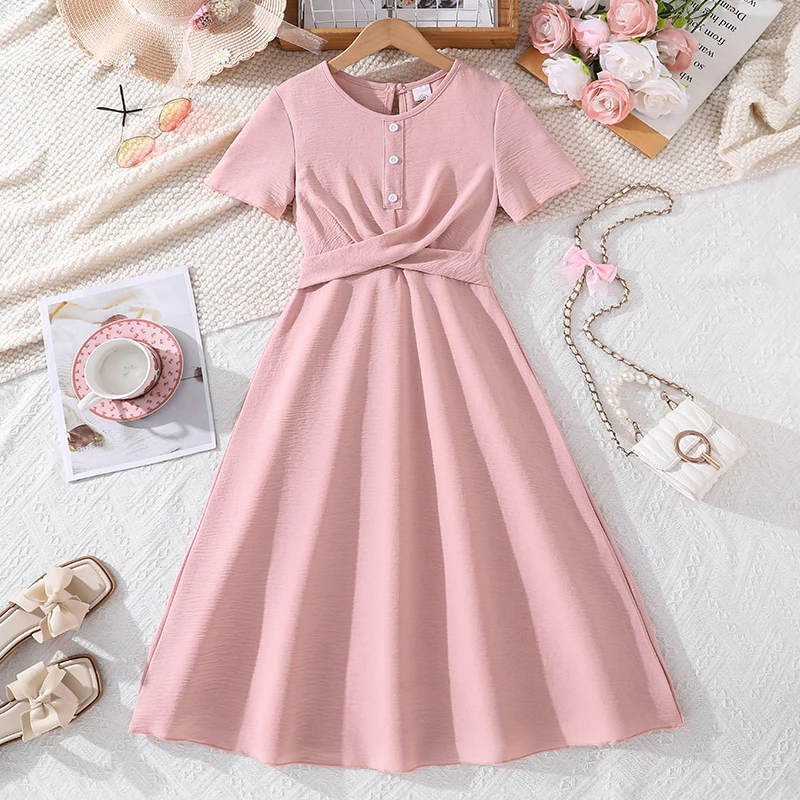 Modisches Kleid für Mädchen von 8–12 Jahren, einfarbiges rosafarbenes Midikleid mit Rundhalsausschnitt und Knopfdetail, süß und vielseitig für den Alltag in der Schule