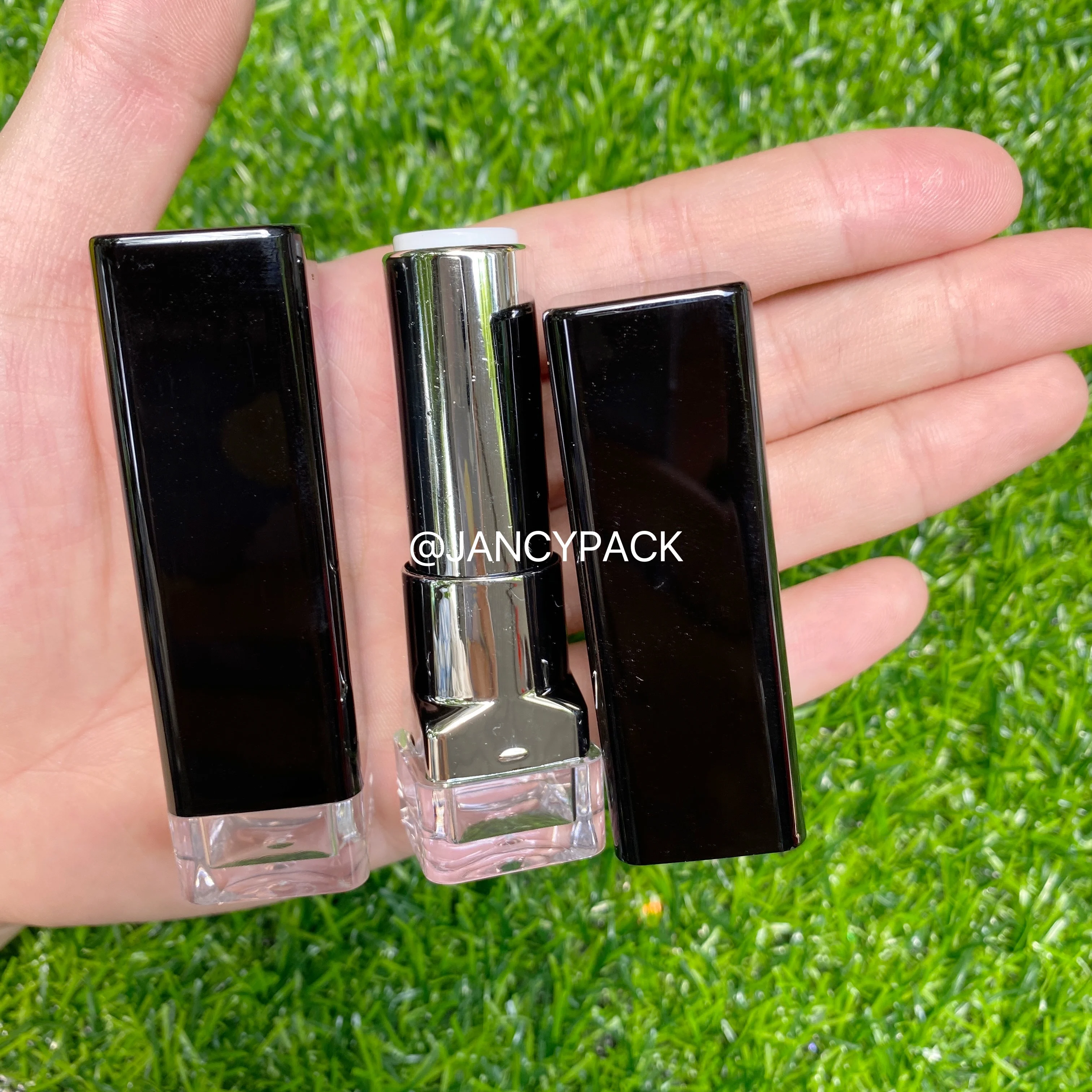 

Black Square Refillable Lipstick Tube Lip Balm Containers DIY Lipstick Making Cosmetic Accessories Beauty 4g Custom Logo