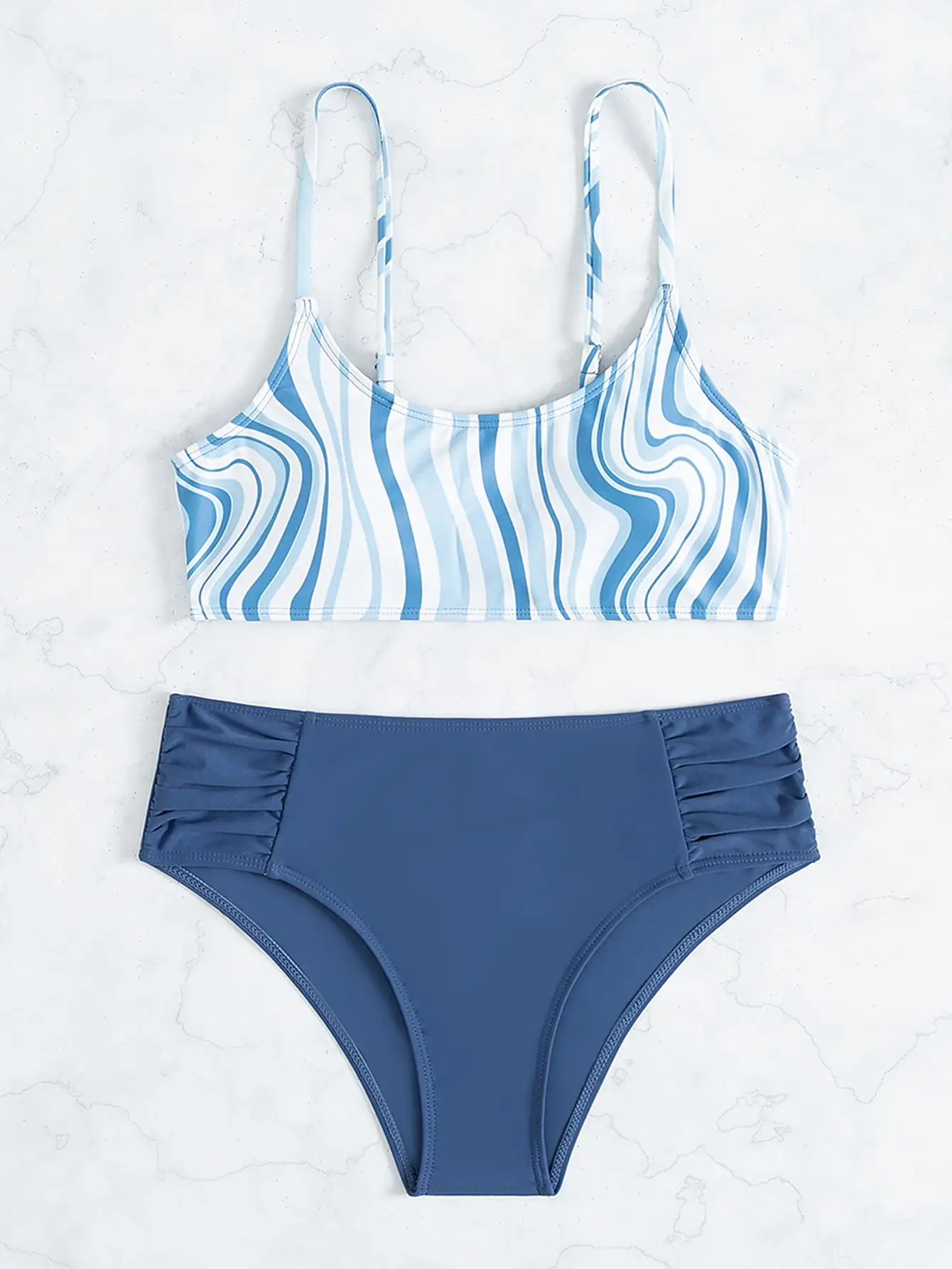 

European and American seaside vacation ladies hot spring suspender split swimsuit sexy bikini with chest pads