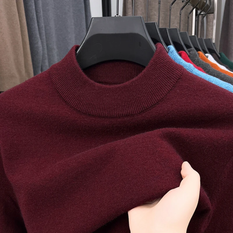 Half-high Collar Slim-fit Basic Solid Color Men's Warm Autumn and Winter Sweater, Daily Casual Long-sleeved T-shirt.