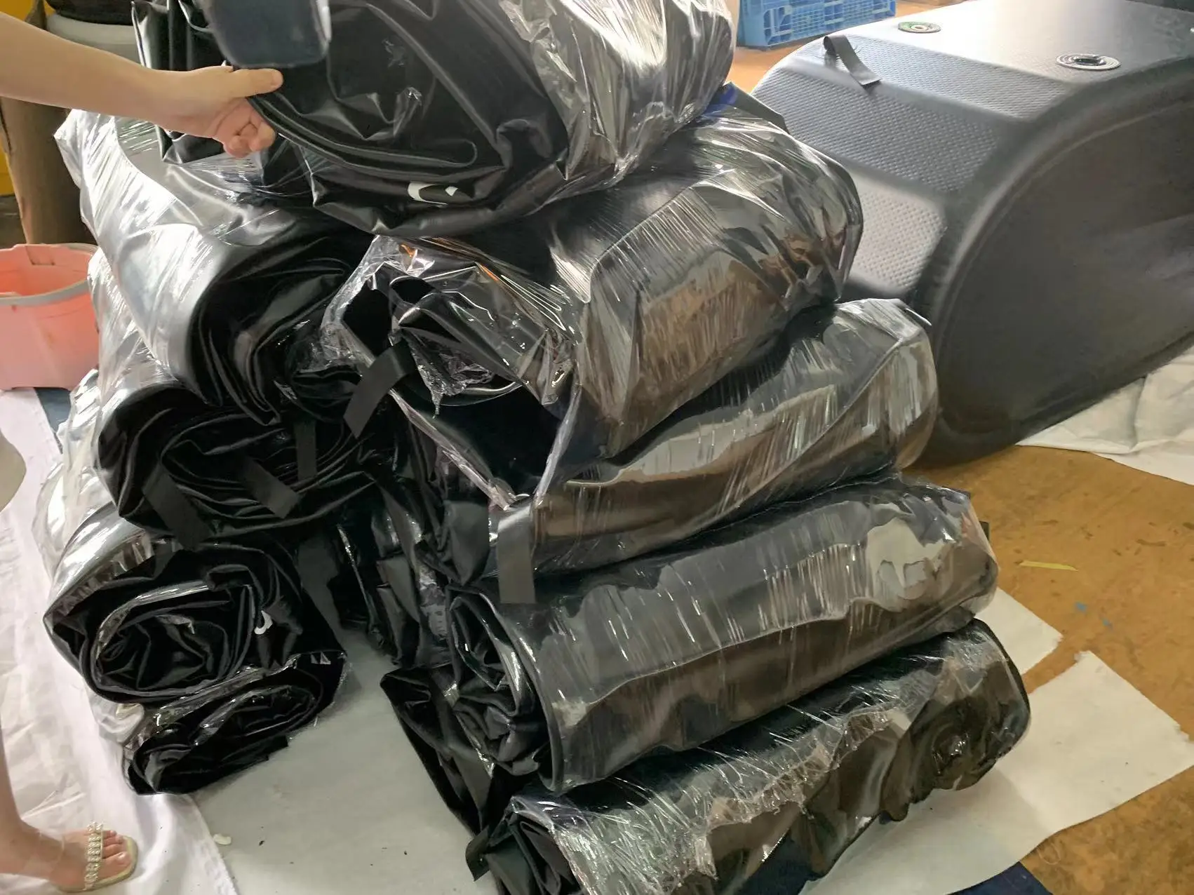 Factory Supply 100*90cm Round Ice Bucket For Spa Tube