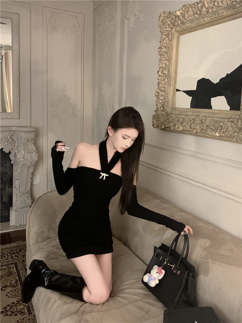 เดรสคล้องคอเซ็กซี่ cewek seksi หวานสำหรับผู้หญิงชุดเดรสสั้นเข้ารูปแขนยาวติดโบว์เข้ารูปเสื้อผ้าแฟชั่นผู้หญิงฤดูใบไม้ร่วง