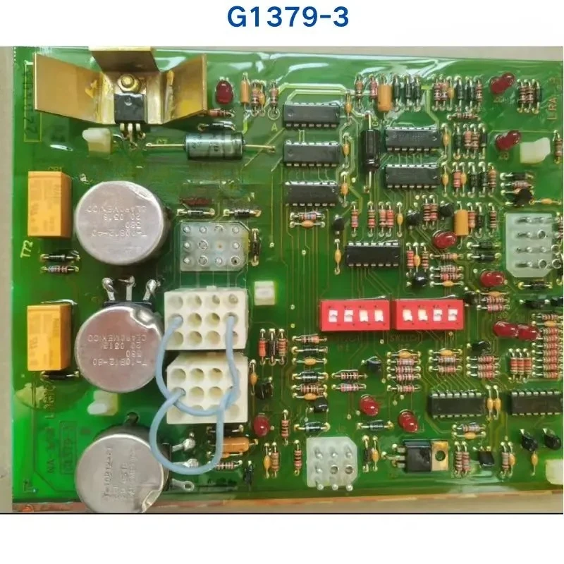 1 Pcs Brand new FOR Lincoln welding machine NA-3 / 4 control box G1379-3 circuit board No outer packaging box