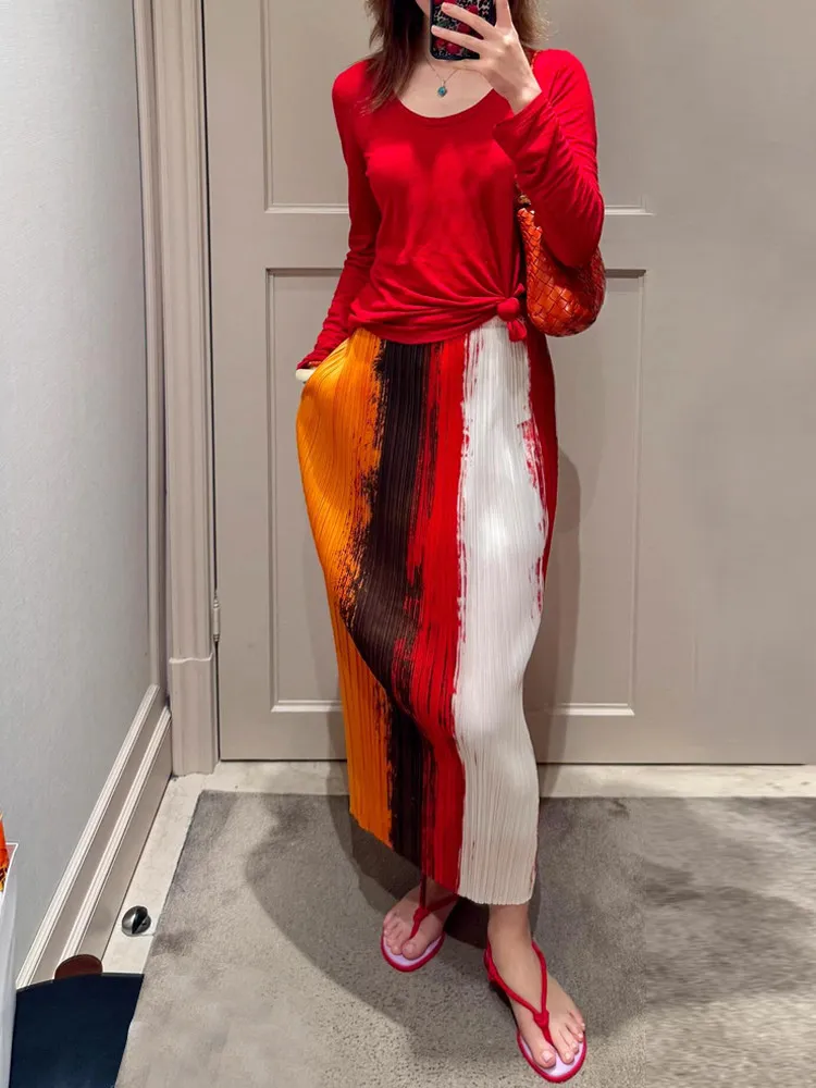 YUDX Blue White Black Art Graffiti Pleated Midi Skirt Modern Artistic Trendy Daily Casual Layering Essential Fashion Pieces 2026