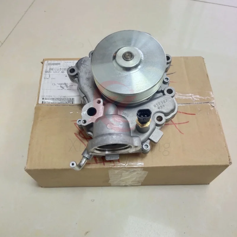WK 3.0L CRD 2014-2020 Cross-border Supply Automobile Water Pump 68211202AB