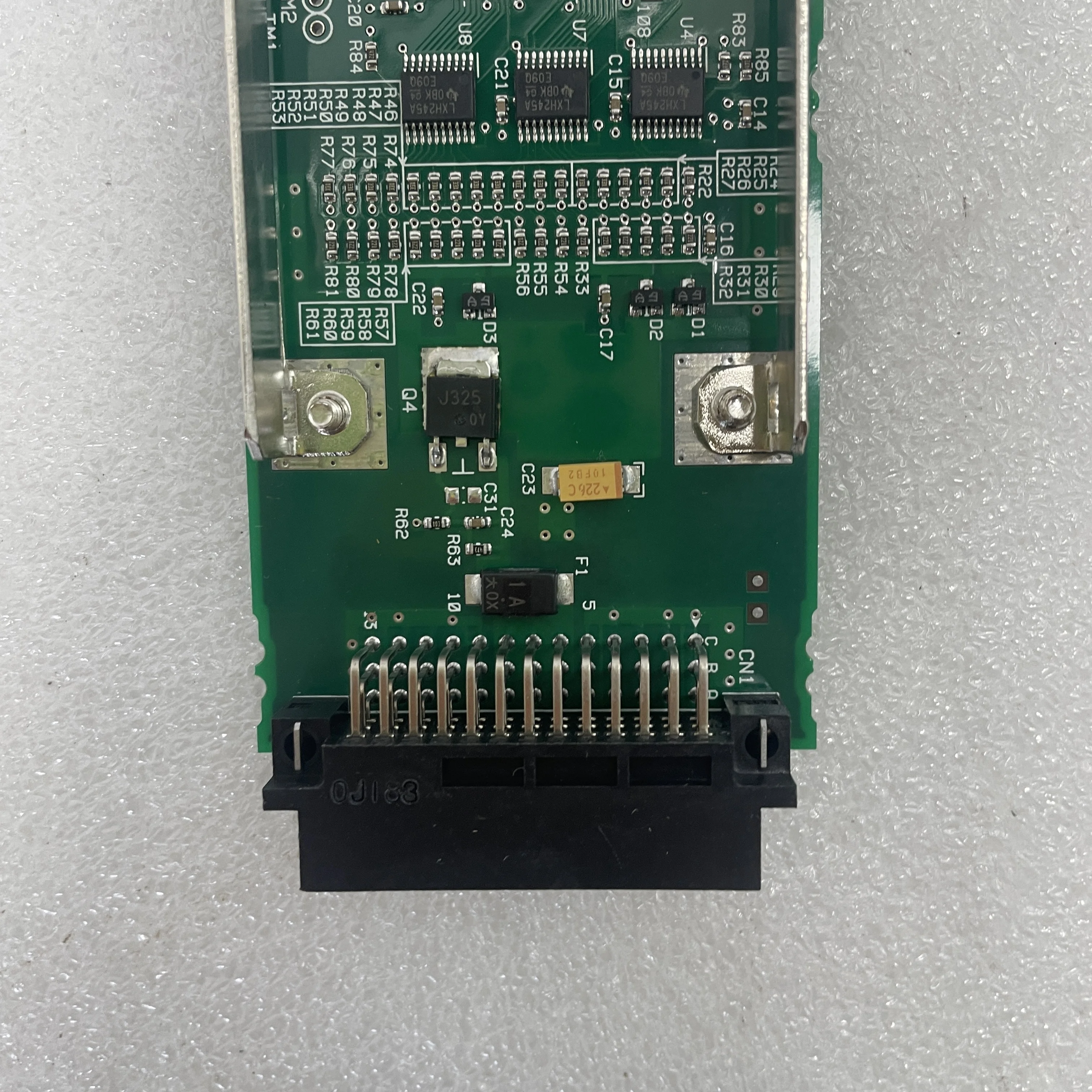 Módulo acoplador de barramento AIP532-S1