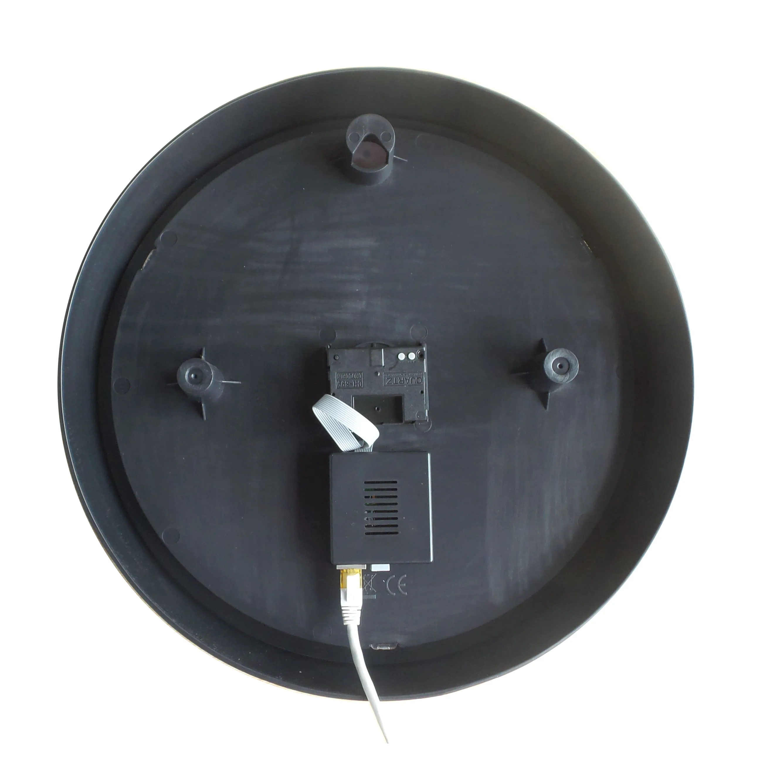 ساعة تناظرية PoE، خادم NTP متزامن، إعادة ضبط DST تلقائيًا