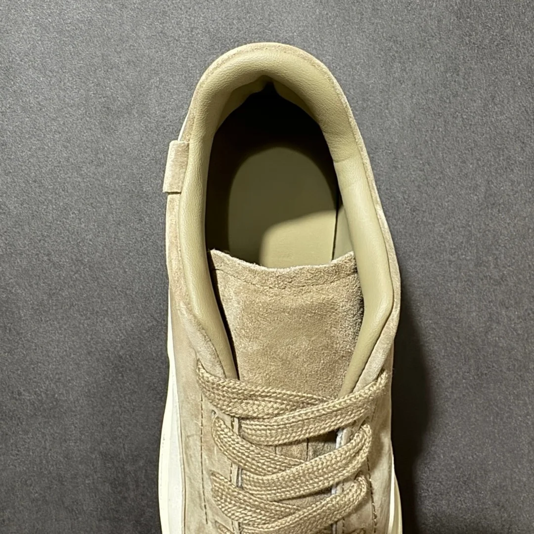 2026 High Quality Autumn Women Round Toe Lace Up Contrast Sole Block Platform Minimalist Casual Sneakers ch26011403