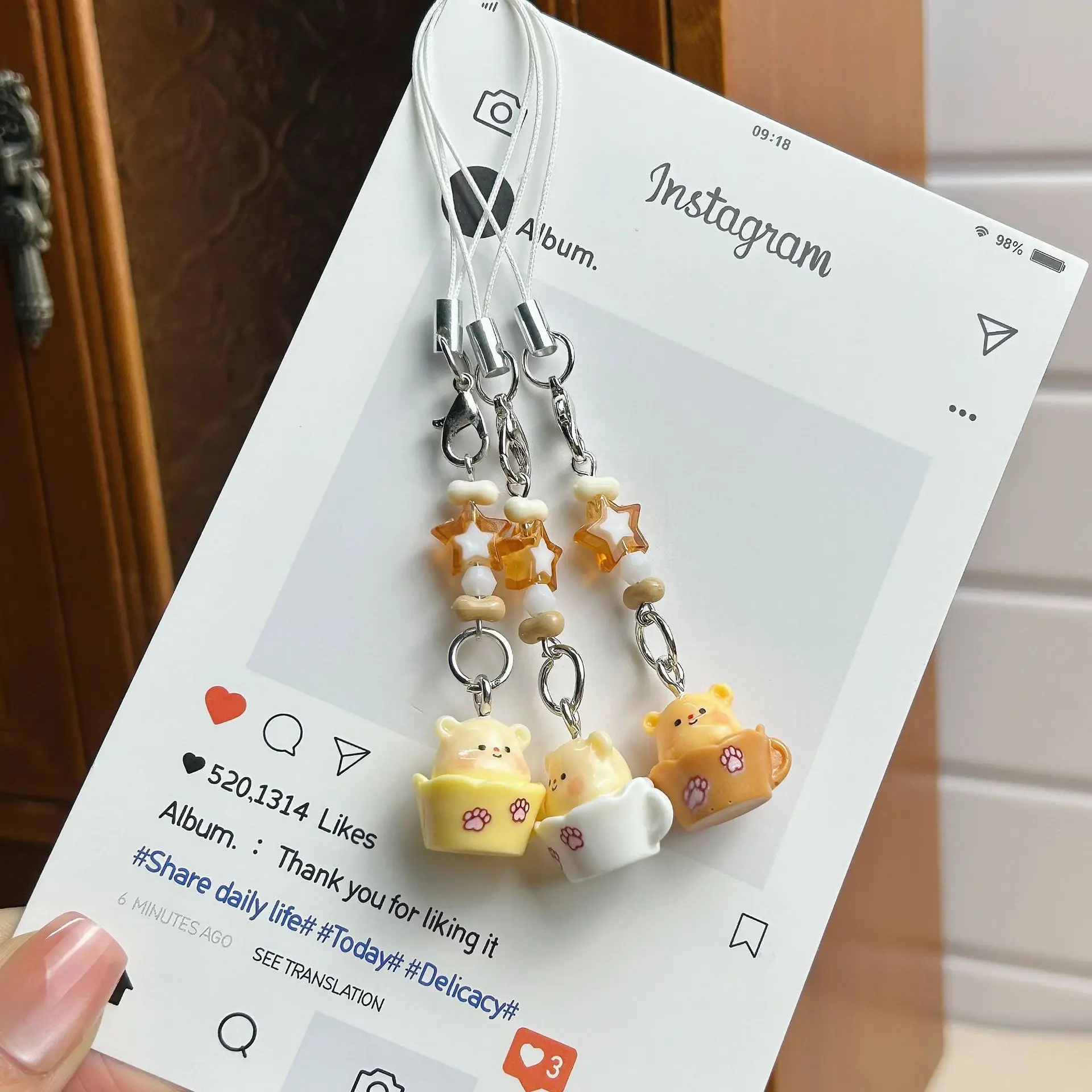 

Lovely Cup Bear Bag Pendant Phone Bracelet Keychain For Iphone For Airpods Charm Beaed