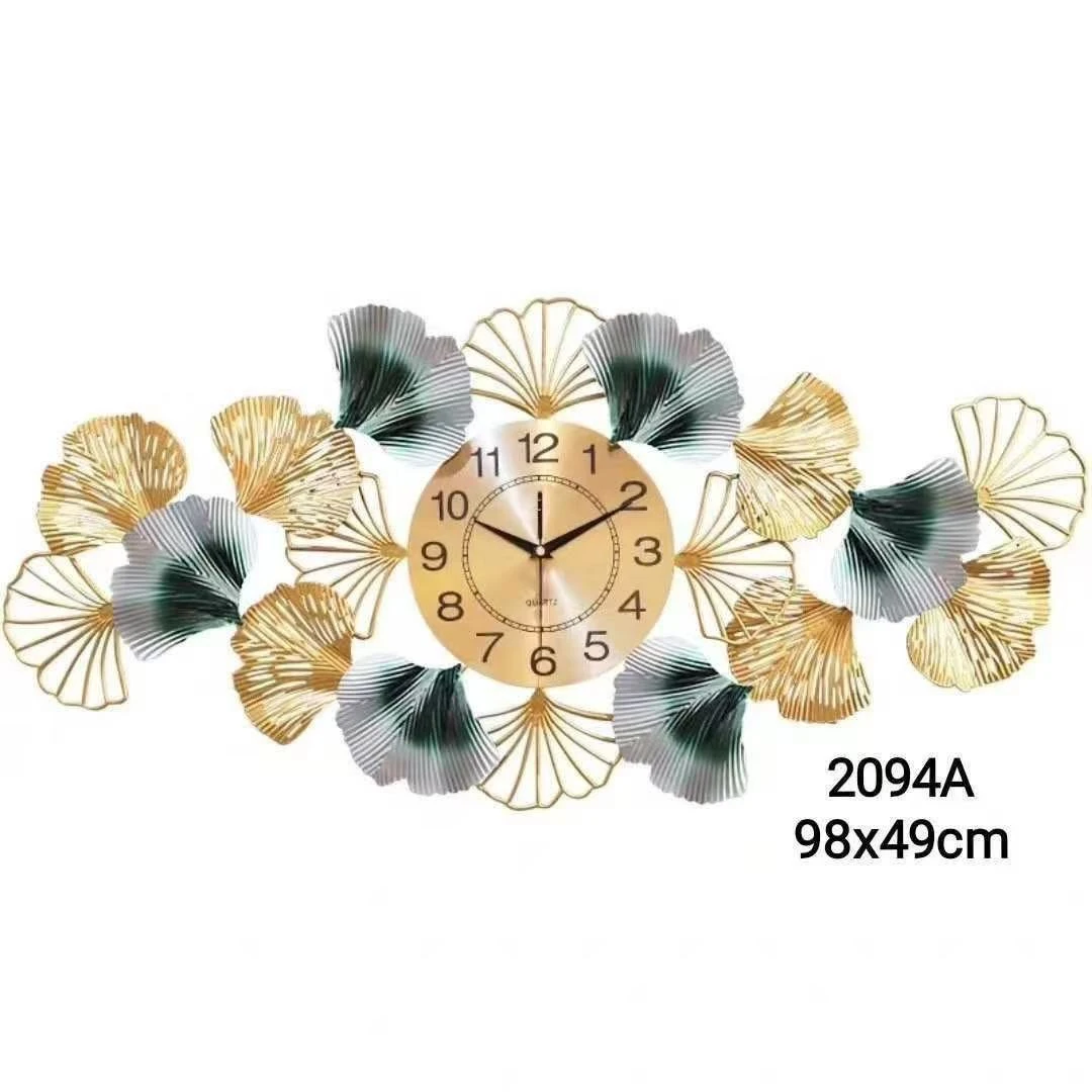 Metal Wall Clock with A Ginkgo Leaf Design Modern Creative Simple Wall Clock Bedroom Office Decoration Home Accessories Gift