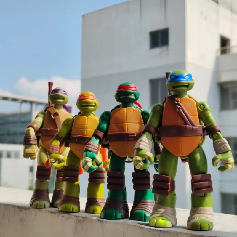 Hot Playmates Teenage Mutant Ninja Turtles Action Figures Metalhead Shredder Donatello Leonardo Toy Collection Ornaments Toy - view 2