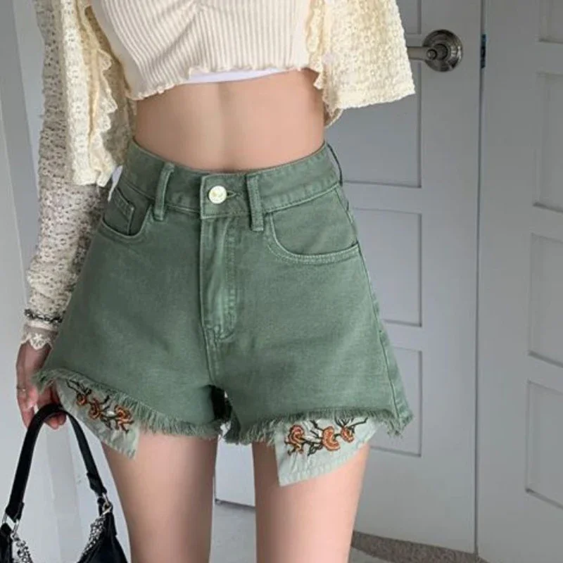 

2025 Summer Lady Fashion Embroidered Ripped Denim Shorts Female Green Short Jeans Girls Chic High Waisted Jeans Pants Size S-XL