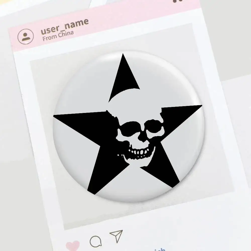 Y-Yoshitomo N-Nara Y2K Ästhetische weiche Anstecknadeln, lustige „I Love D-Domo“-Abzeichen, handgefertigte Brosche für Kleidung – Detail 11