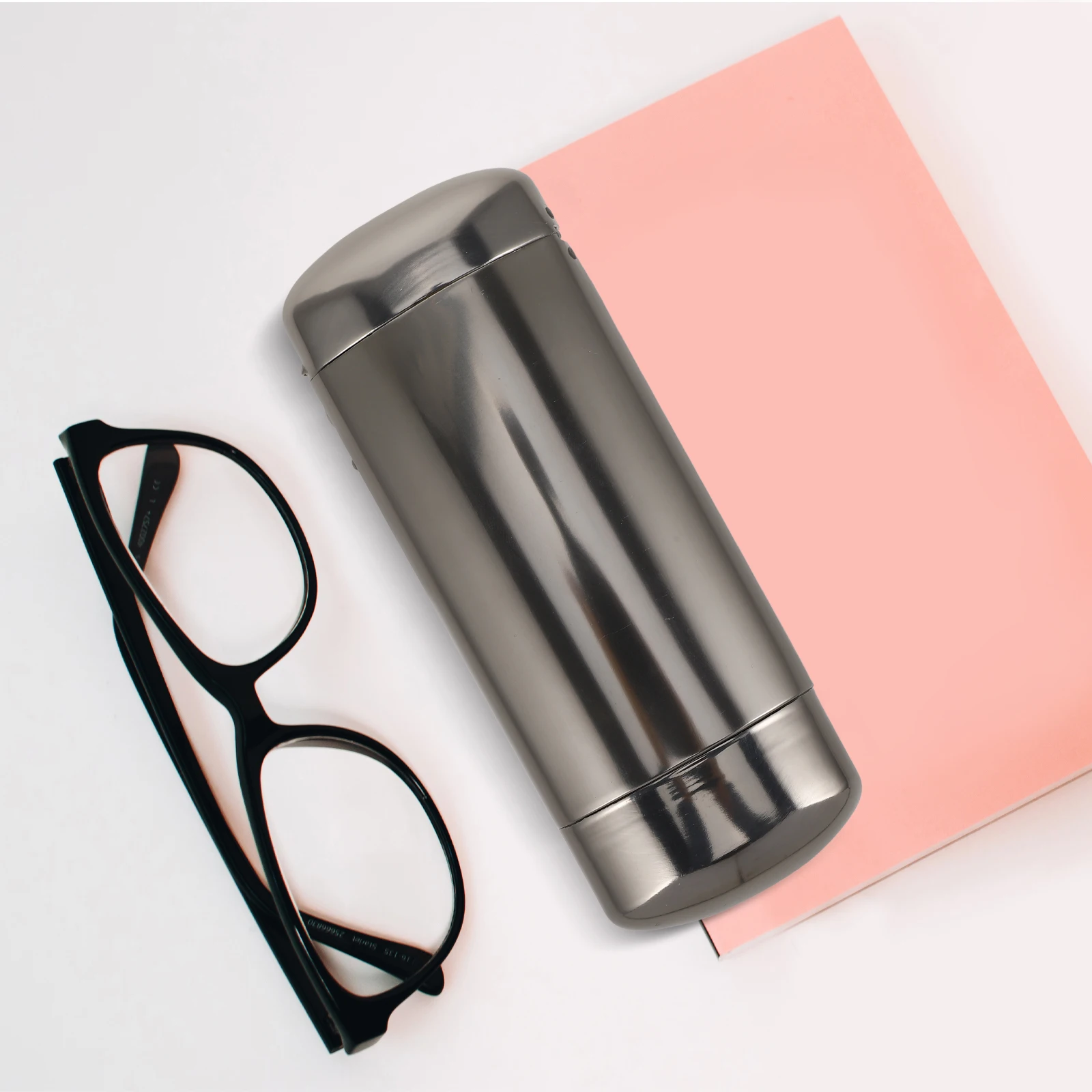 

Eyeglasses Case Hard Shell Portable Sunglasses Box Slim Glasses Holder Stand Display Lightweight Travel Aluminum