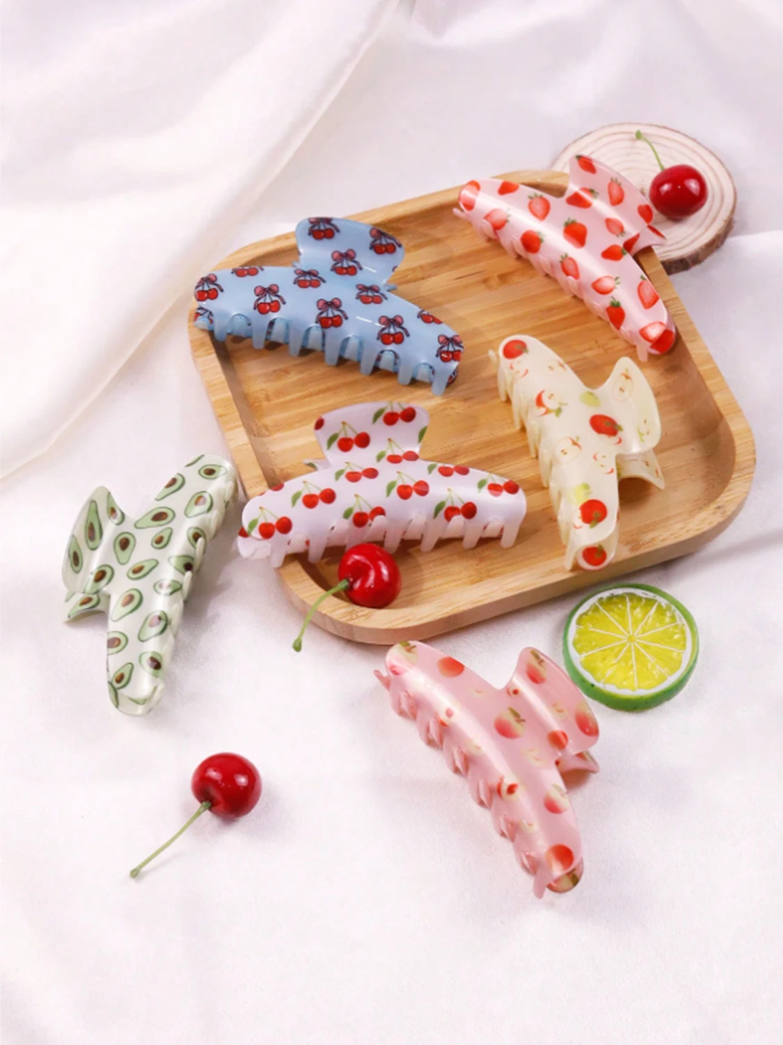 1pc Women 4.33 Inch Semicircle Fruit Avocado Strawberry Cherry Women Elegant Casual Cute  PVC large  Hair claw