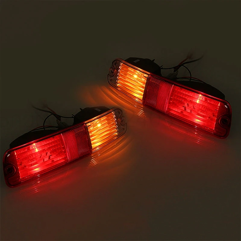 Suitable for Mitsubishi Pajero V73V75V77 rear bumper lights turn tail lights rear fog lights 2003-2006 models  pajero