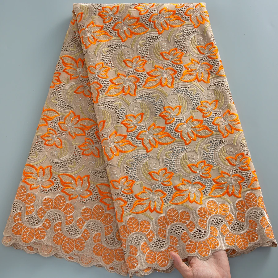 5 Yards afrikanischer Schweizer Voile-Spitzenstoff mit Strass, floraler Stickerei, nigerianischer Baumwollspitzenstoff für Hochzeitskleider und zum Nähen