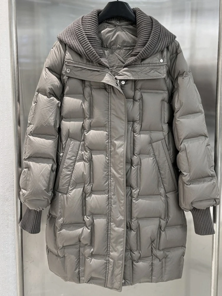2025, neue Winter Lange Weiße Ente Puffer Jacke Frauen Casual Lose Fit Verdickt Warme Parkas Gestrickte Hut Abnehmbare Unten Mantel dame