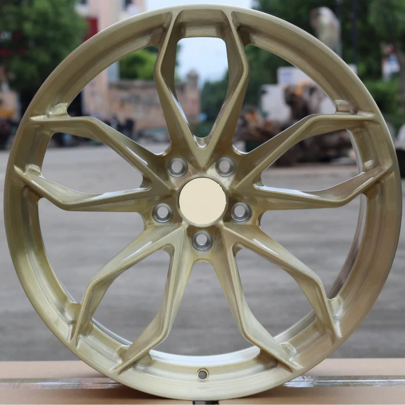 

Classic Brushed Gold221-inch Aluminum Alloy Forged Wheel Hub6061The material is suitable for various vehicle models