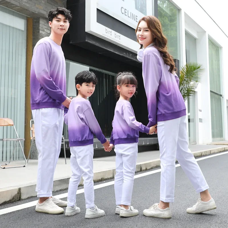 Sudaderas de manga larga moradas a juego para la familia, ropa de moda para padres e hijos, madre, padre e hija, hijo, misma ropa