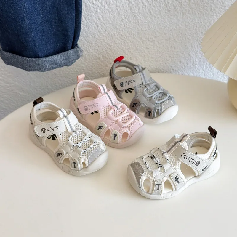 Mumoresip Baby Freizeitsandalen Ausgehöhlte Atmungsaktive Kinder-Laufschuhe mit Zehenschutz 2026 Sommer Neue Jungen Mädchen Sportsandalen