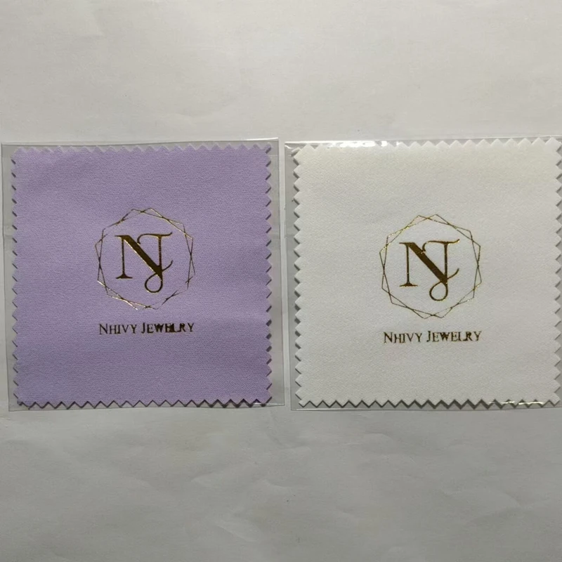 100 szt. Tłoczone, personalizowane LOGO, 8*8cm, srebrne, polerowane woreczki OPP, ściereczki do czyszczenia srebrnej biżuterii, niebieska mikrofibra, materiał zamszowy.