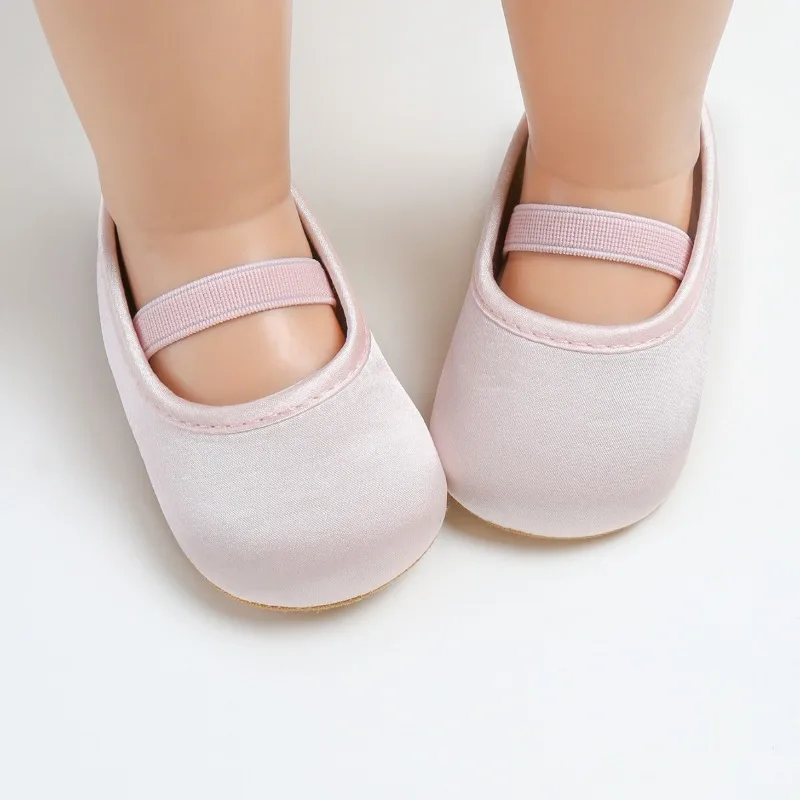 Girls' princess shoe2026Spring Autumn new Korean version child soft soled shoe retro child anti slip shallow mouth walking shoe