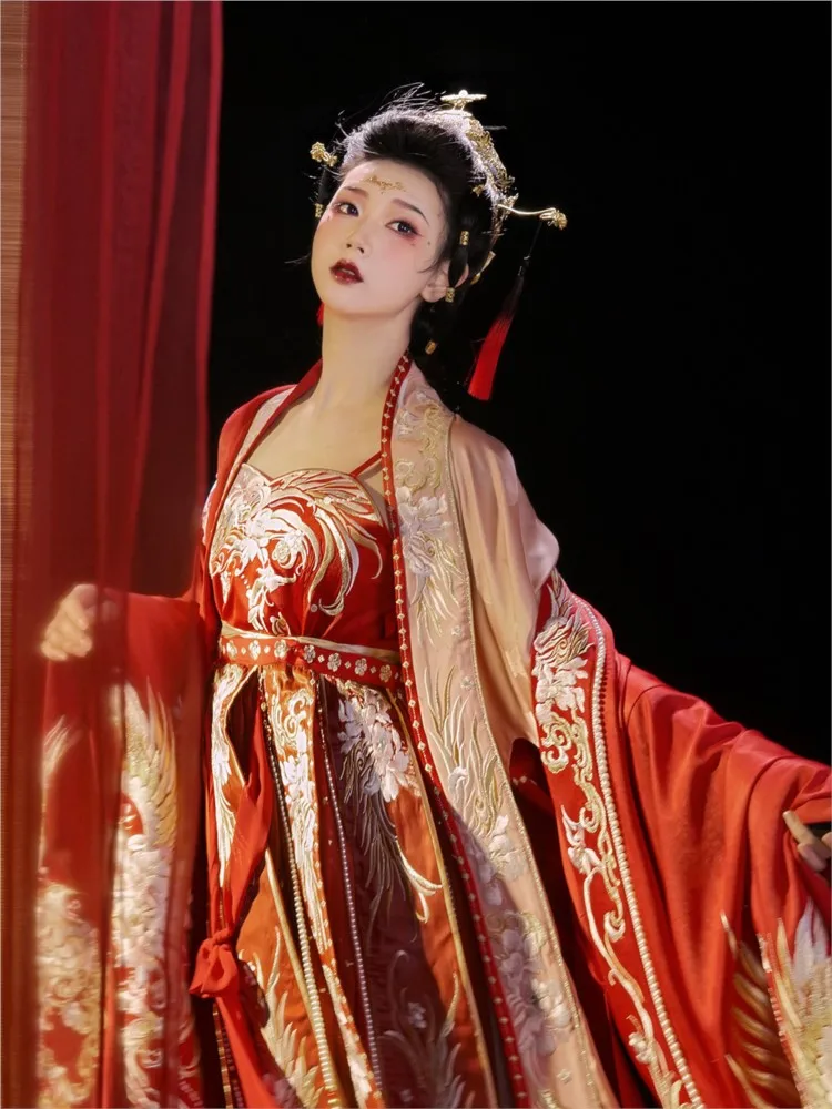 

Свадебное платье Hanfu, рубашка с большими рукавами и тяжелой вышивкой в китайском стиле