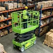 Crawler Aerial Work Lifting Platform for Sign Installation, Tracked Scissor Lifting Platform, Self-Propelled Lifting Platform