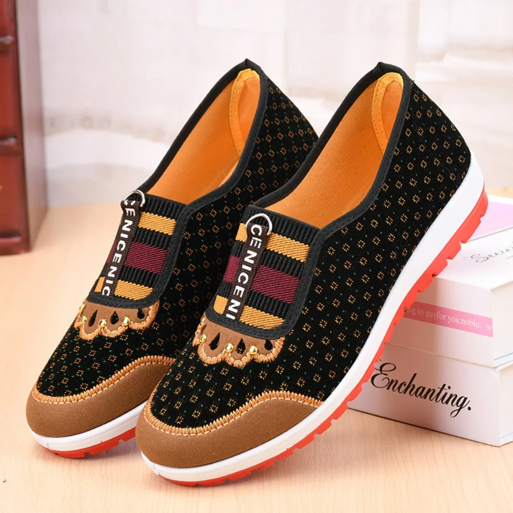 

Old Beijing Cloth Shoes Flat Casual Casual Flat Shoes Breathable Round Mouth Old Beijing Cloth Shoes Spring Autumn and Winter